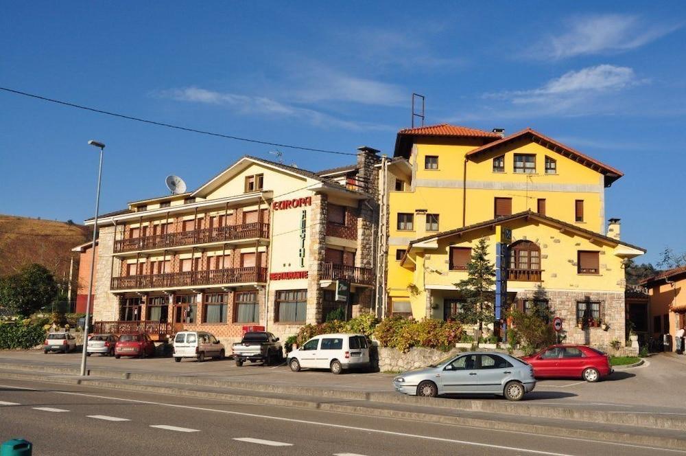Hostal Europa San Roque del Acebal المظهر الخارجي الصورة