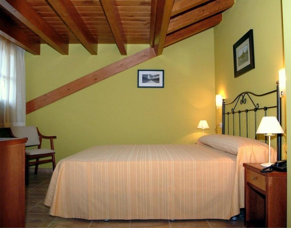 Hostal Europa San Roque del Acebal المظهر الخارجي الصورة