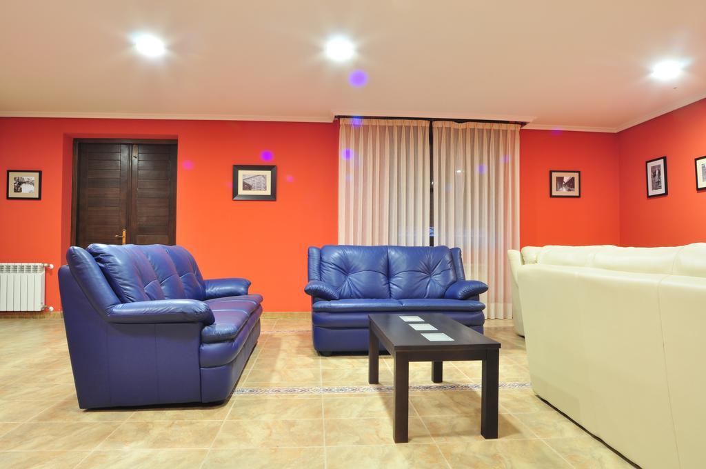 Hostal Europa San Roque del Acebal المظهر الخارجي الصورة