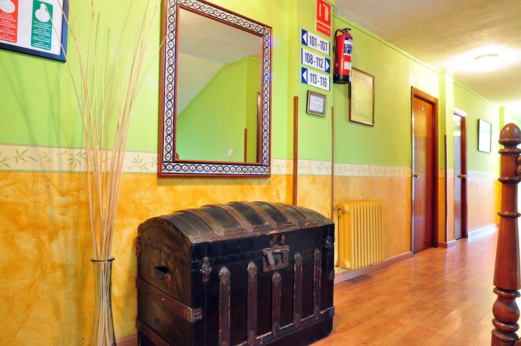 Hostal Europa San Roque del Acebal المظهر الخارجي الصورة