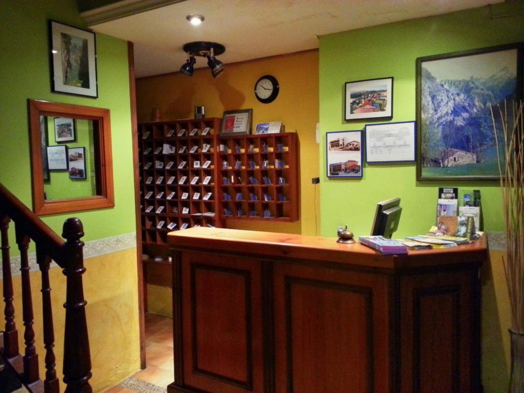 Hostal Europa San Roque del Acebal المظهر الخارجي الصورة