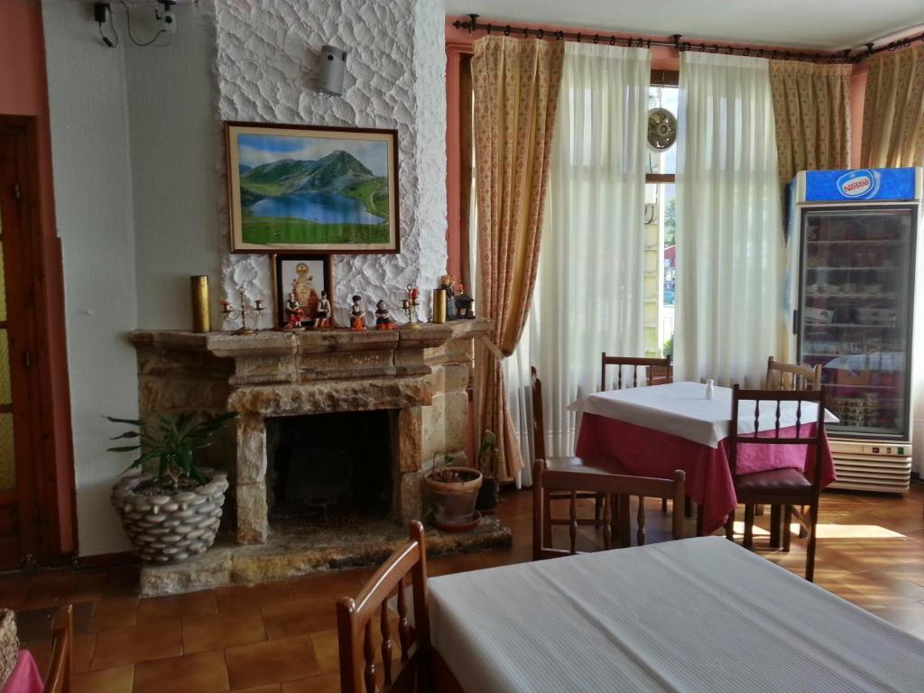 Hostal Europa San Roque del Acebal المظهر الخارجي الصورة