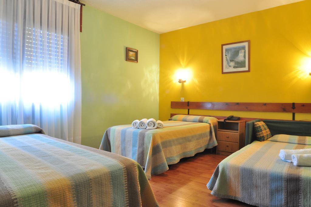 Hostal Europa San Roque del Acebal المظهر الخارجي الصورة