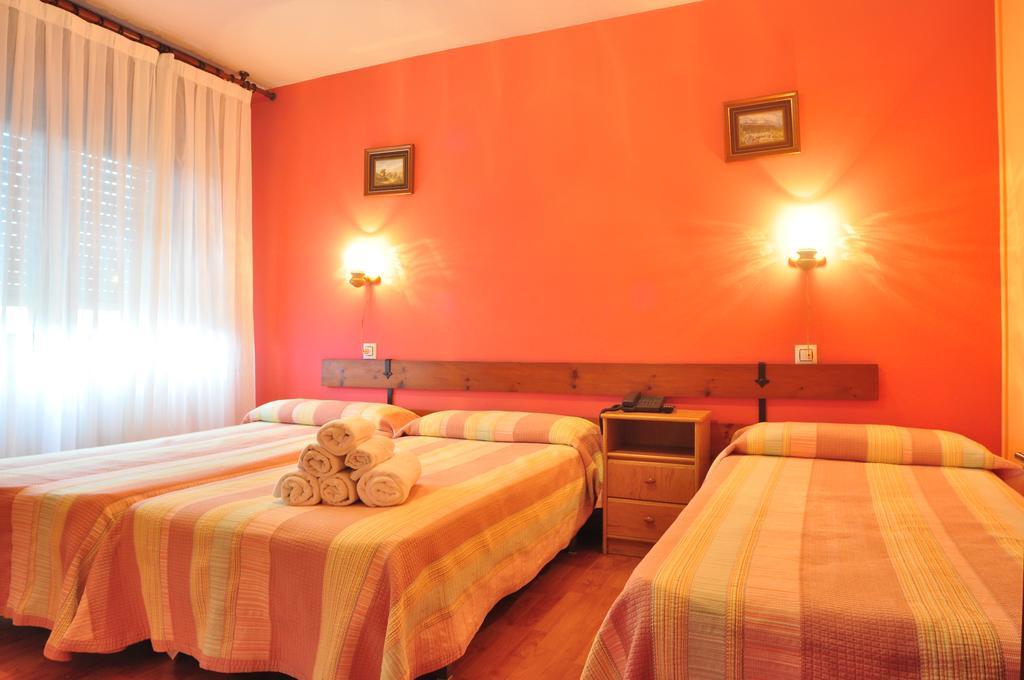 Hostal Europa San Roque del Acebal المظهر الخارجي الصورة