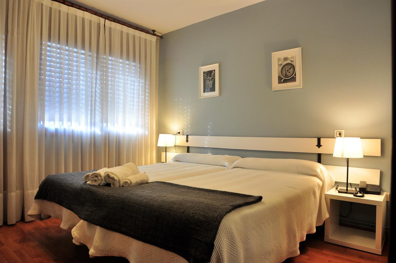 Hostal Europa San Roque del Acebal المظهر الخارجي الصورة