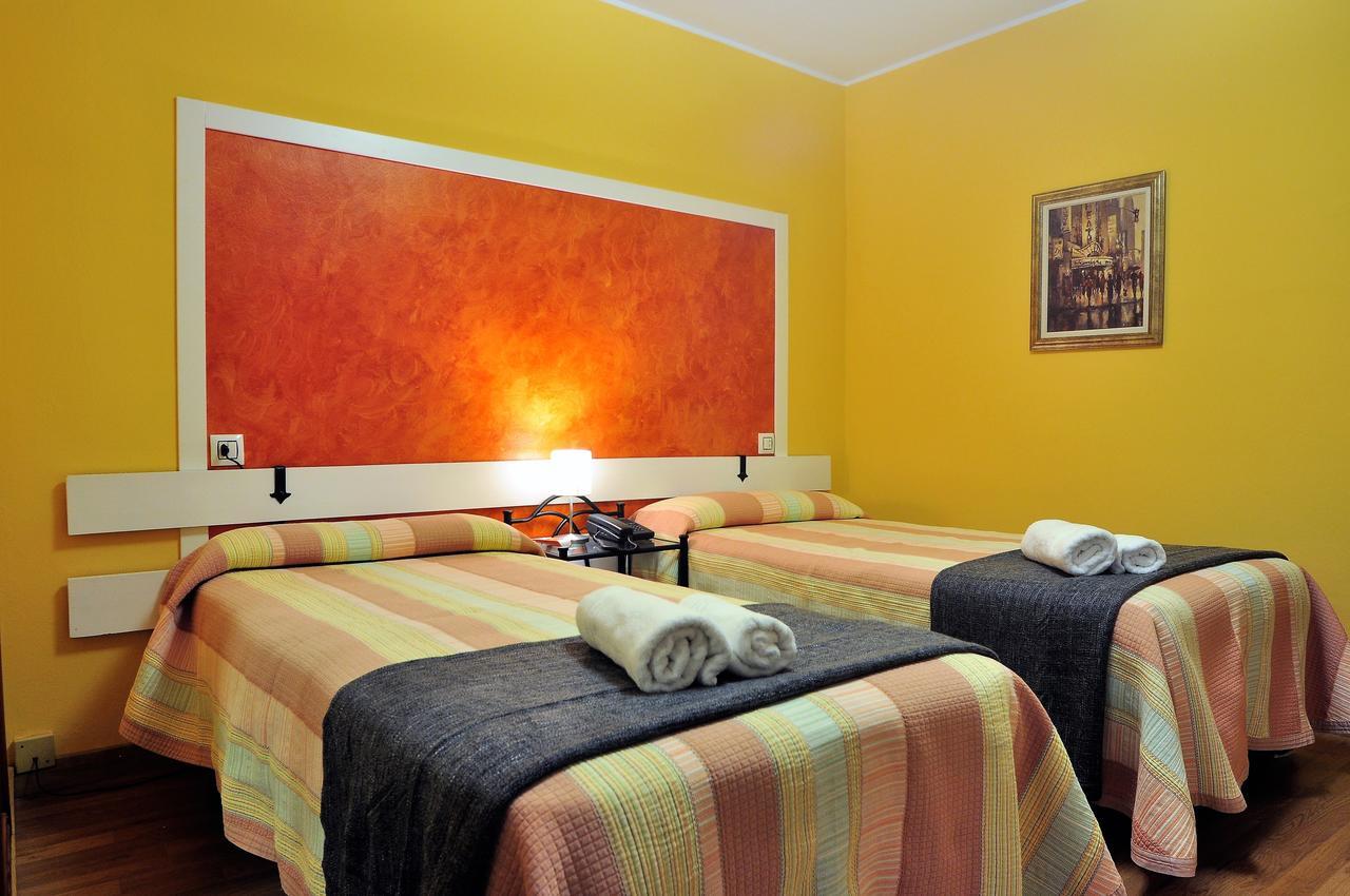 Hostal Europa San Roque del Acebal المظهر الخارجي الصورة